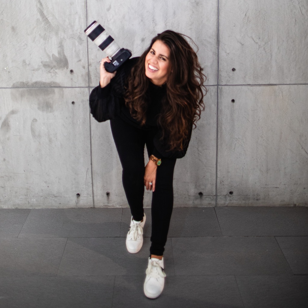 Ale - Professional Photographer & Educator